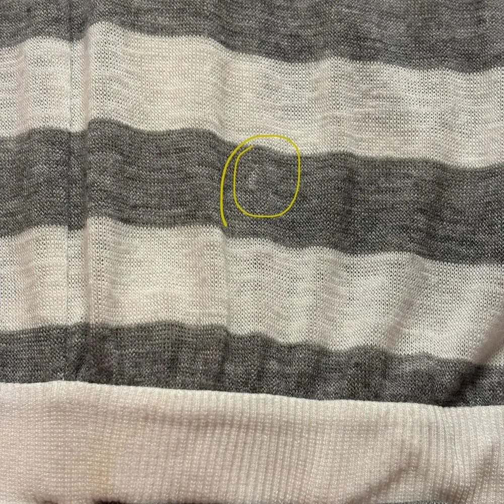 Victoria’s Secret Gray & White Striped Romper Drawstring Size M Pockets Viscose - Picture 12 of 13